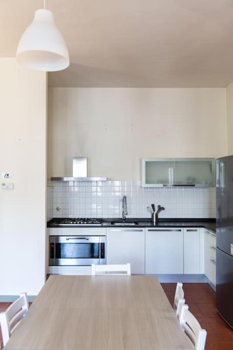 Cozy Apartment With A Strategic Position 佛罗伦萨 外观 照片